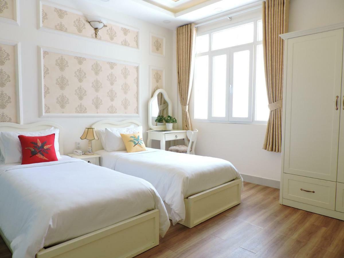 Chez Lotus Hotel Ho Chi Minh City Exterior photo